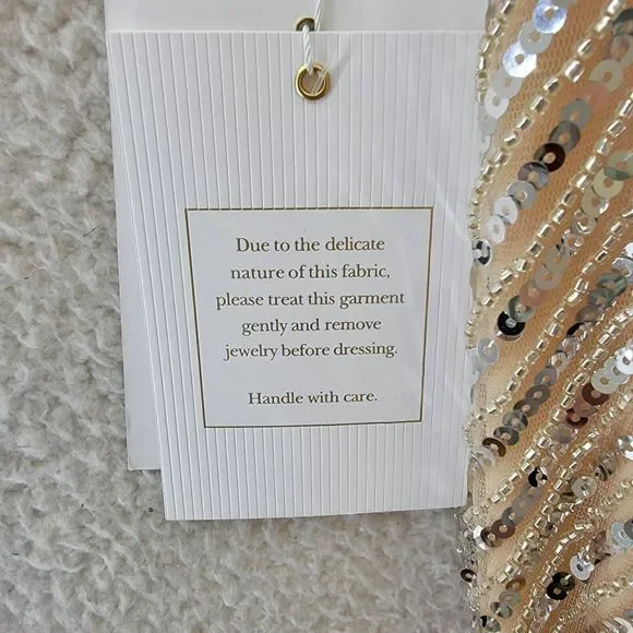 MAC DUGGAL Sleeveless Diagonal Sequined V-Neck Gown Women's 10 Nude Silver - Picture 14 of 15